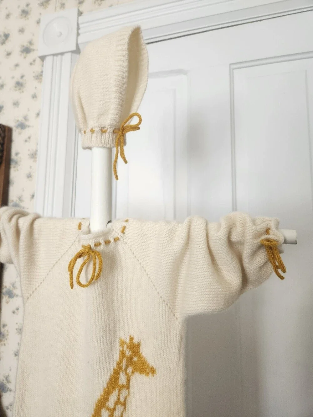 100% American Cashmere Cream and Gold Giraffe Baby Sacque and Hat One Size
